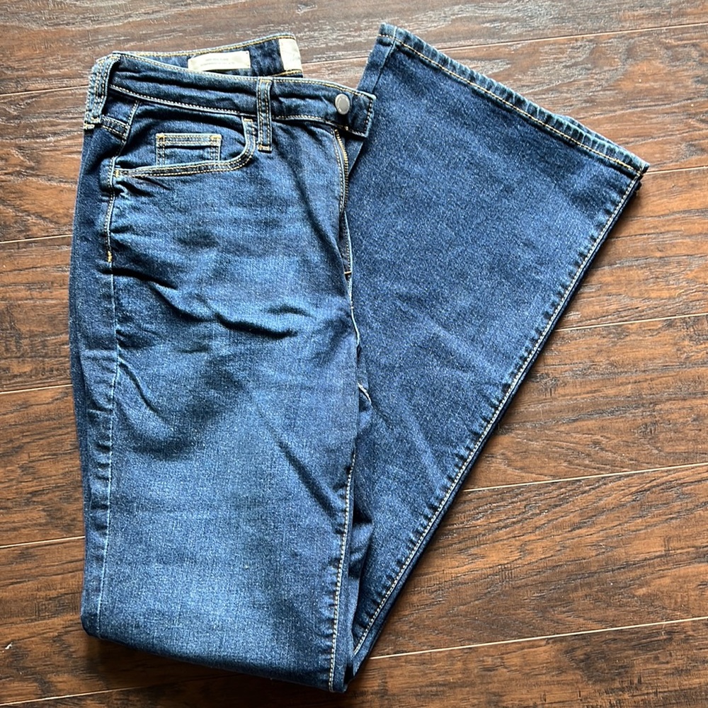 High Rise Flare Jeans - Picture 1 of 4